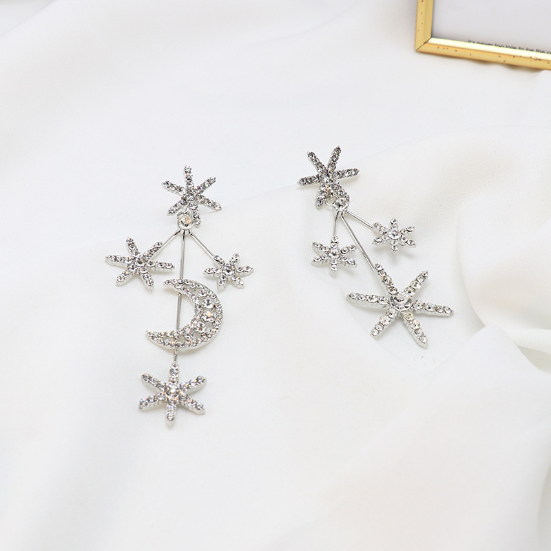 24g Weight Artificial Rhinestones Inlay Material Earrings Classification Alloy Material Star Pattern Women'S Gender Plating Design Fashion Style Silver Color Fashion Inlay Rhinestone Moon Star Shaped Alloy Earrings 7