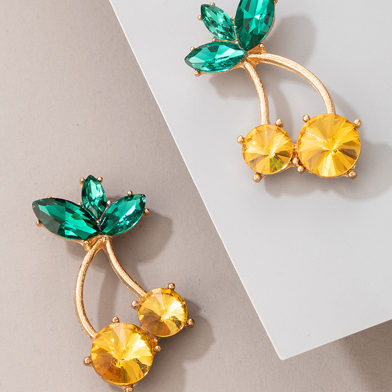 New  Yellow Cherry Diamond Earrings display picture 5