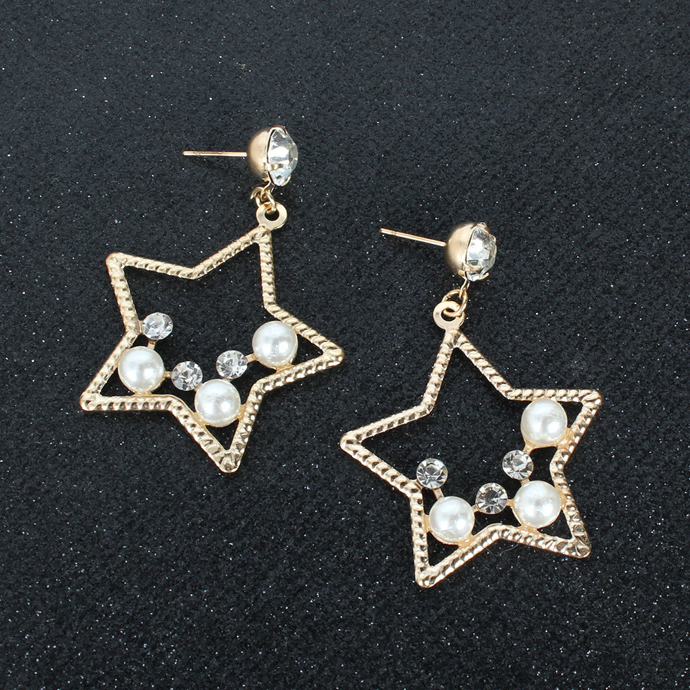 Fashion Temperament Imitation Pearl Alloy Star Wild Earrings Personality Exaggerated Earrings Wholesale Nihaojewelry display picture 3
