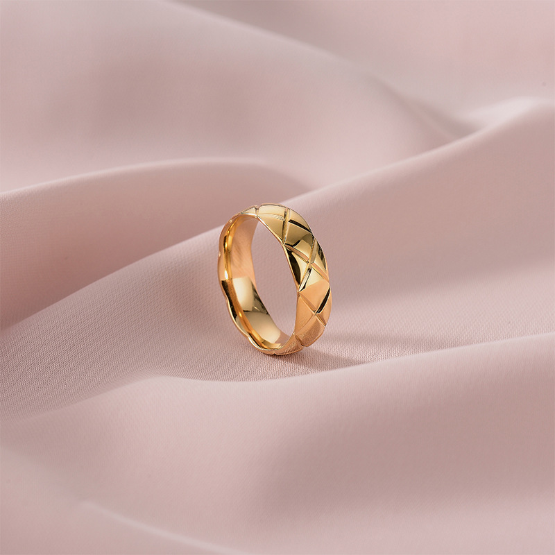 9g Weight Rings Classification Fashion Lingge Titanium Steel Plating Rings 1 Piece