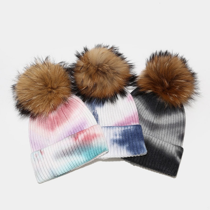 Nuevo gorro de punto con diseño de mapache teñido anudado para mujer, gorro de bola de pelo para otoño e invierno, gorro de hilo con núcleo resistente al viento para exteriores_voghion.com