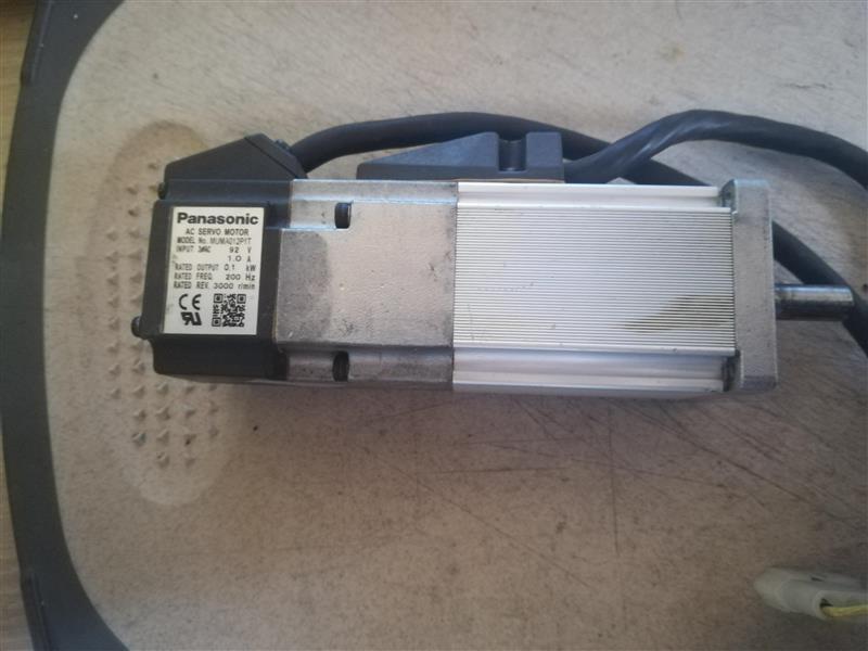 原装拆机松下伺服MUMA012P1T，库存现货，低价，欢迎来购买