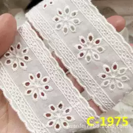 花边;绣花布;布贴