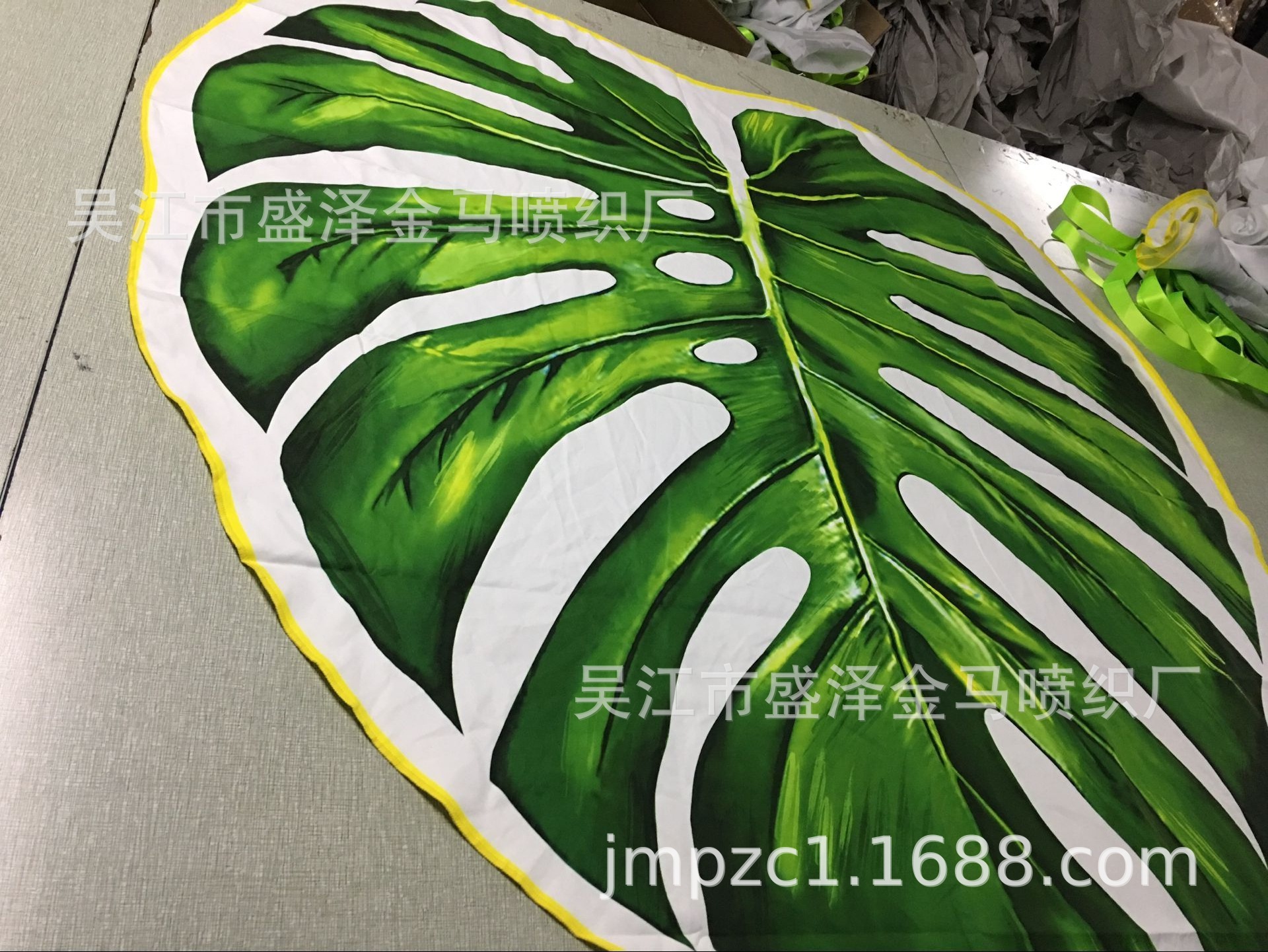 公司常年供应再生超细纤维双面绒面料异形沙滩巾，圆形沙滩毛巾