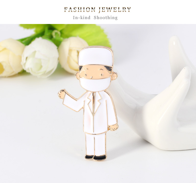 Fashion Doctors Brooch Alloy Drop Oil Brooch Hot Selling Accessories Wholesale Nihaojewelry display picture 4