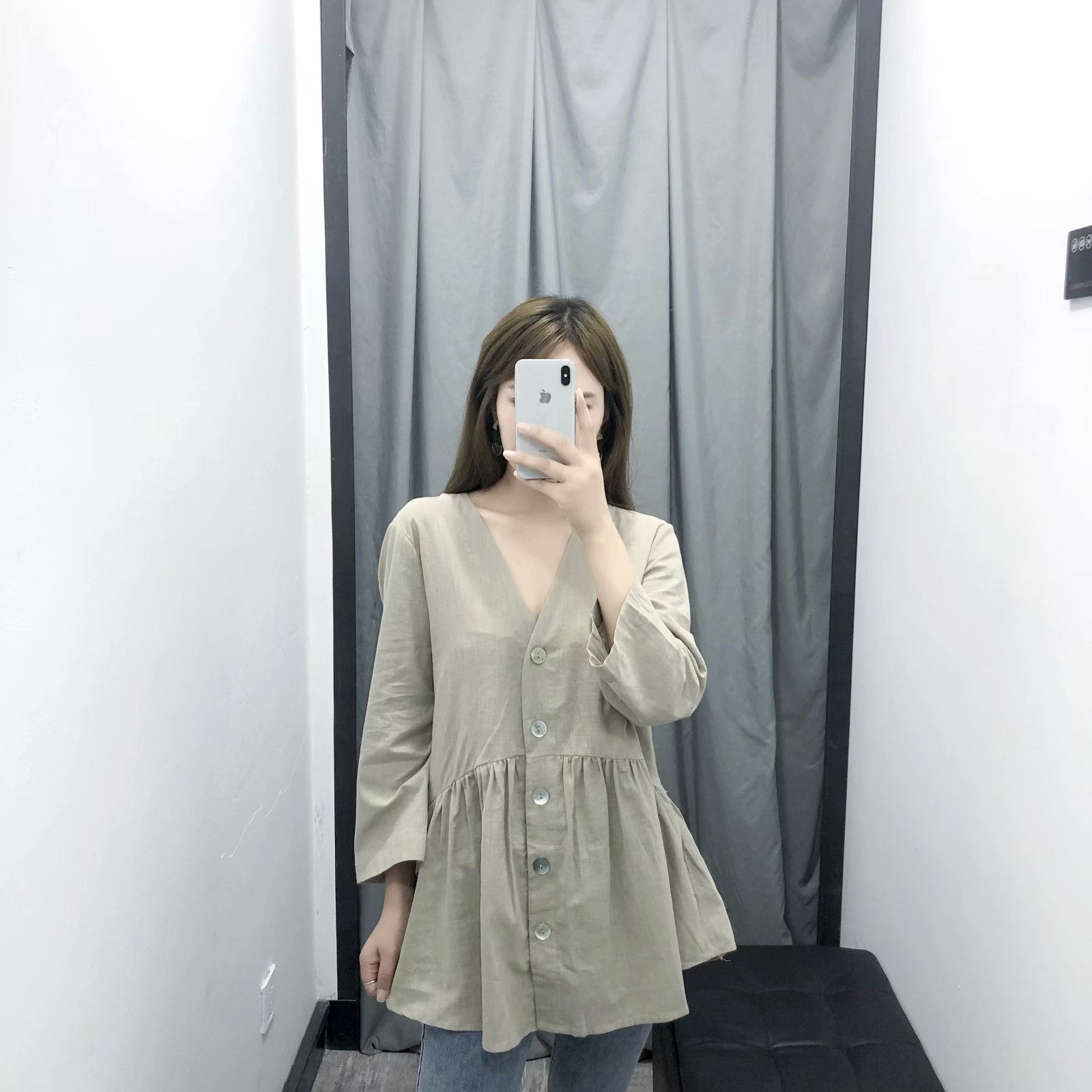 V-neck buttoned solid color loose shirt NSAM7571