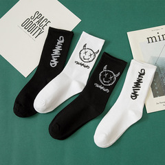 Cartoon-style hip-hop streetwear brand, personalized English letter design—popular online! Trendy, street-savvy long socks for students and couples, perfect for autumn and winter vibes on Instagram.
