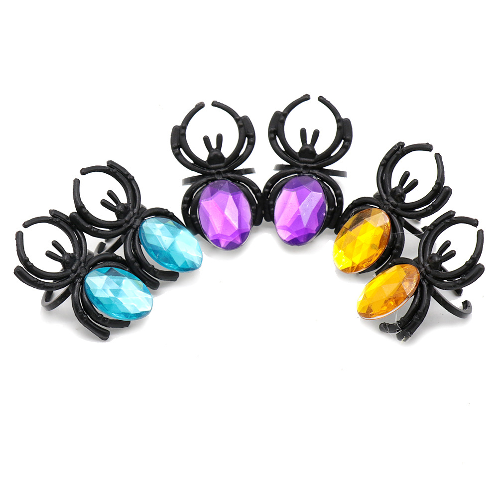 Halloween Plastic Toy Tricky Simulation Gem Spider Ring Color Random display picture 3