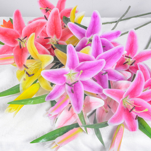 Simulation lily flower single film feel 3 heads 4 heads lily wedding home photography decoration fake flower manufacturer wholesale