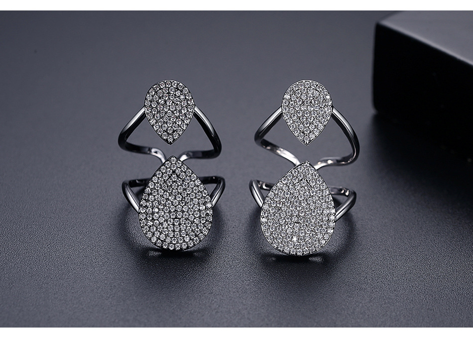 Fashion Exaggerated Open Zircon Ring Wholesale display picture 4