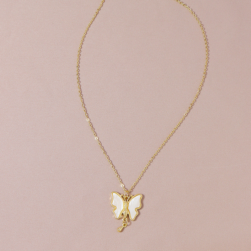 Fashion cute butterfly womenu0027s necklace wholesale