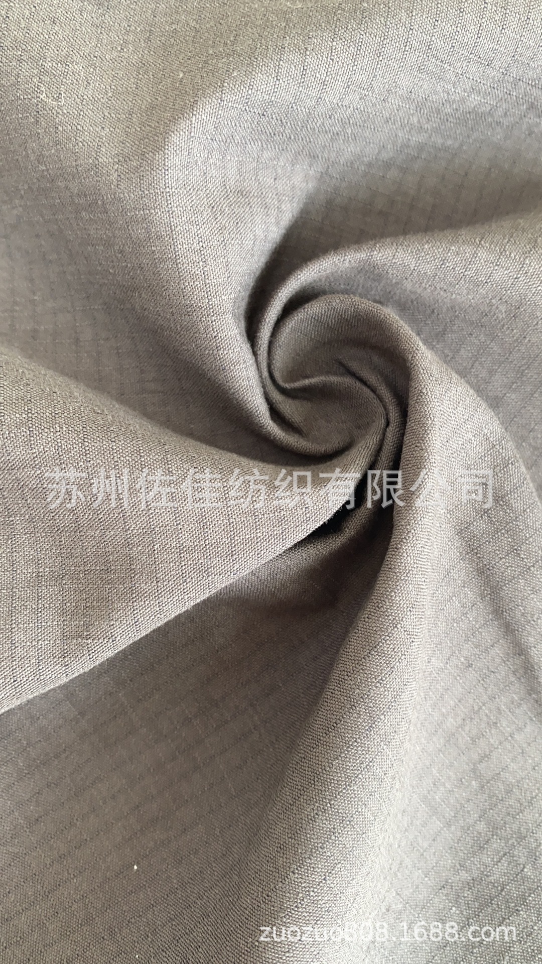 大量供应棉锦格子布风衣女装裤子衬衫运动服时装面料棉锦格子布