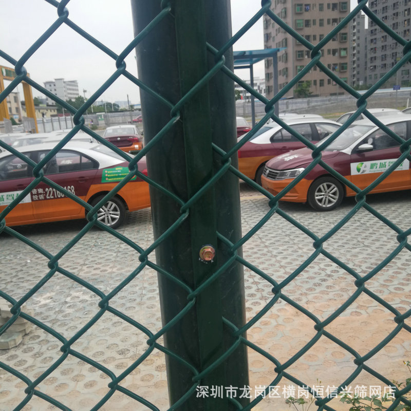 厂家定制球场围栏 体育场护栏运动场围栏 篮球场护栏网