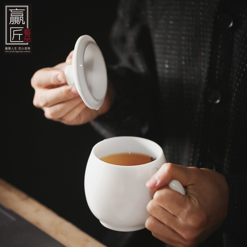 Winjiang porcelana blanca taza de té a mano oveja grasa Jade cerámica Oficina sala de reuniones agua taza de agua jefe taza con tapa