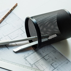 得力909筆筒 加厚網格金屬筆筒學生辦公筆插 桌面多功能金屬筆插