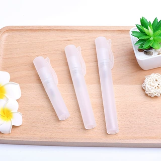 5ml 8ml 10ml笔夹子香水笔分装瓶便携式补水喷雾瓶细雾 工厂供应