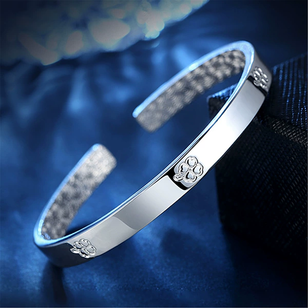 Bracelet, four-leaf clover