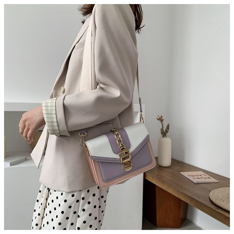 Small Artificial Leather Solid Color Fashion Contrast Color Chain Square Buckle Crossbody Bag display picture 3