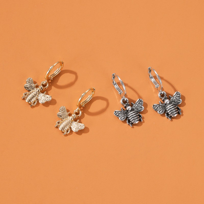 New Earrings Creative Metal Small Bee Earrings Temperament Simple Insect Earrings Wholesale Nihaojewelry display picture 2