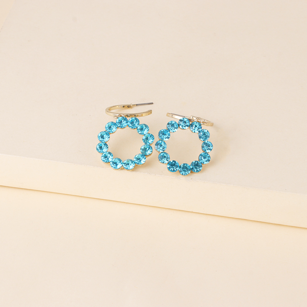 54440 Korean Style New Fashion All-match Diamond Geometric Earrings Artificial Water Geometric Stars Earrings Cross-border Supply display picture 10