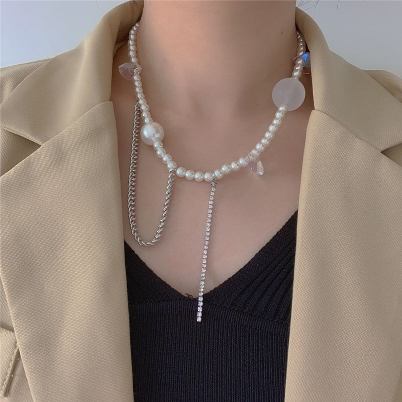 Korea Pearl Necklace Women Sweet Wind Transparent Acrylic Size Planet Chain Tassel Necklace Crystal Love Pearl Clavicle Chain Wholesale Nihaojewelry display picture 1