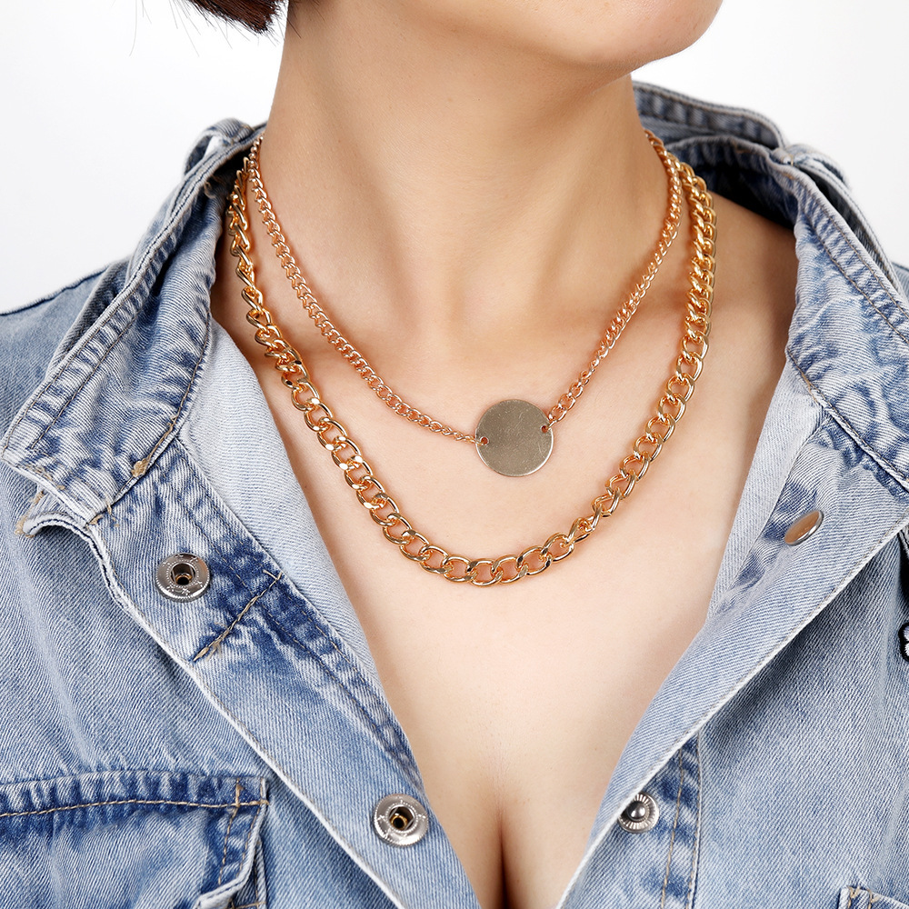 Fashionable retro trend necklace