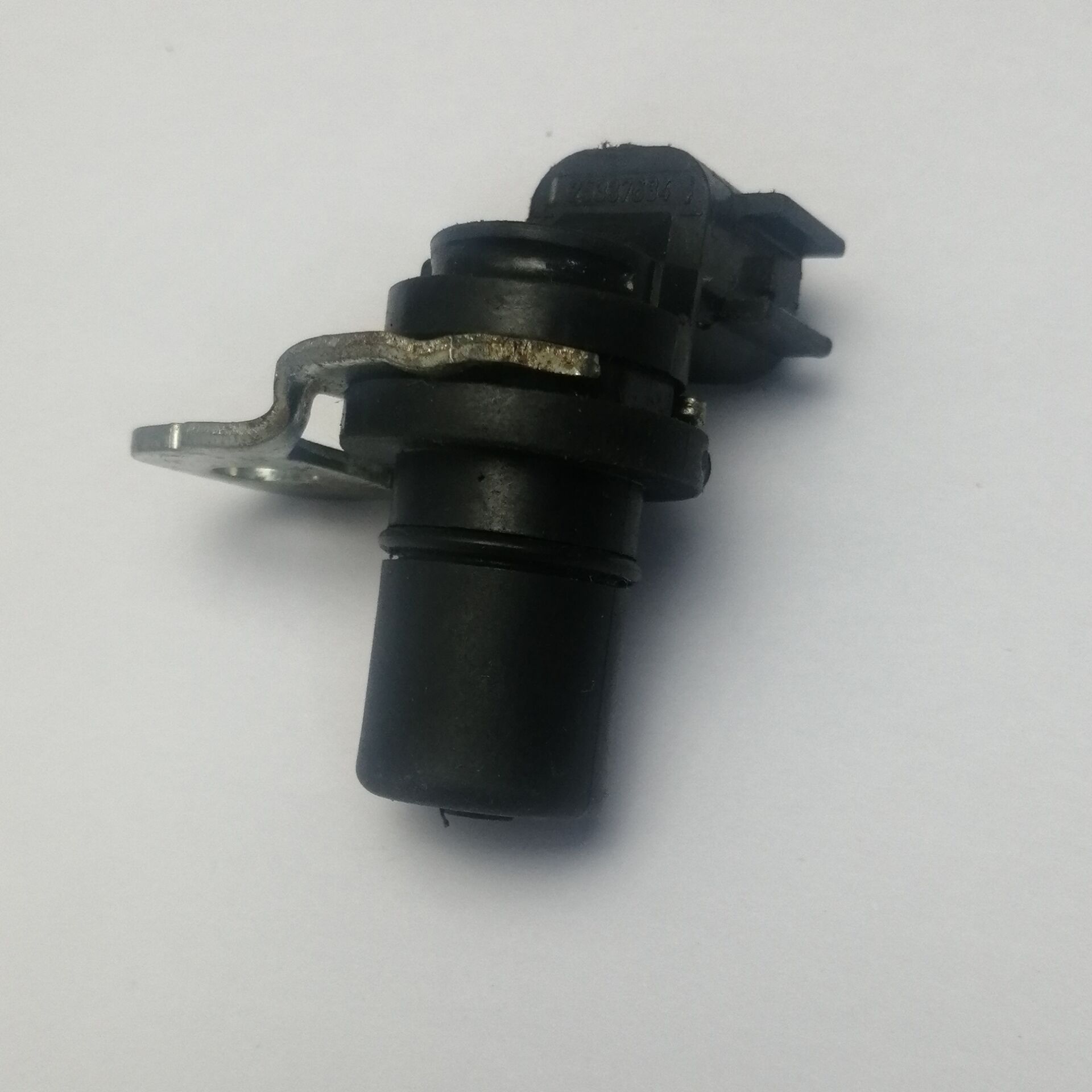 25337684 6L3P6H103AA适用于汽车发动机波箱速度传感器福特