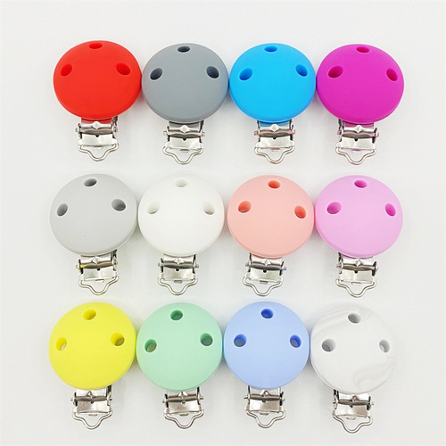Manufacturer supplies round silicone pacifier clip, hardware duckbill clip, infant pacifier accessories