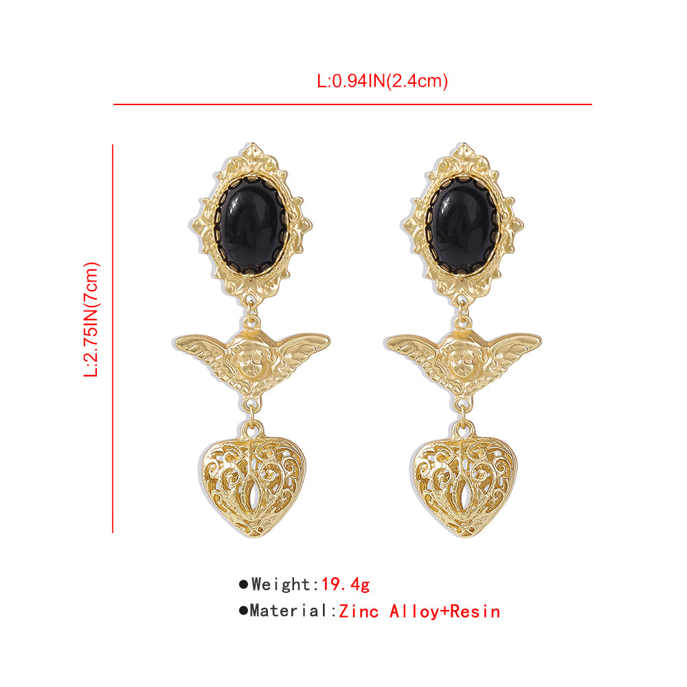 Baroque Retro Portrait Hollow Alloy Resin Earrings display picture 11