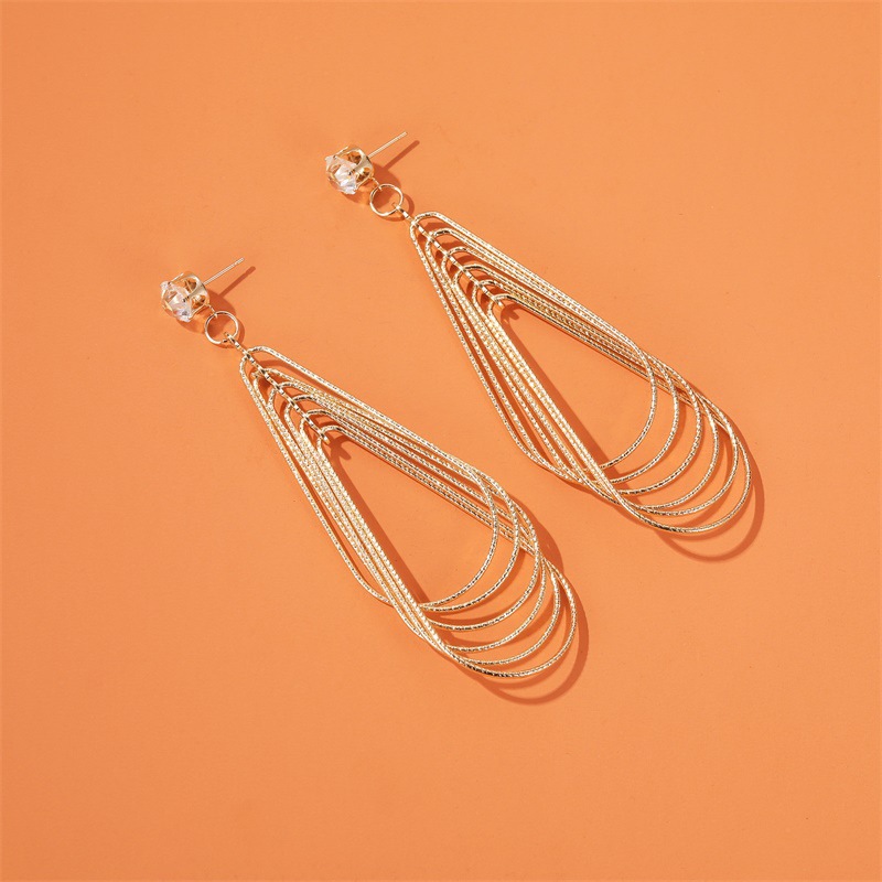 New Retro Exaggerated Geometric Pattern Multi-layer Drop Earrings Wholesale display picture 6