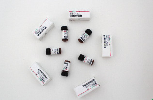 B20266-20mg	丹皮酚	552-41-0	HPLC≥98%