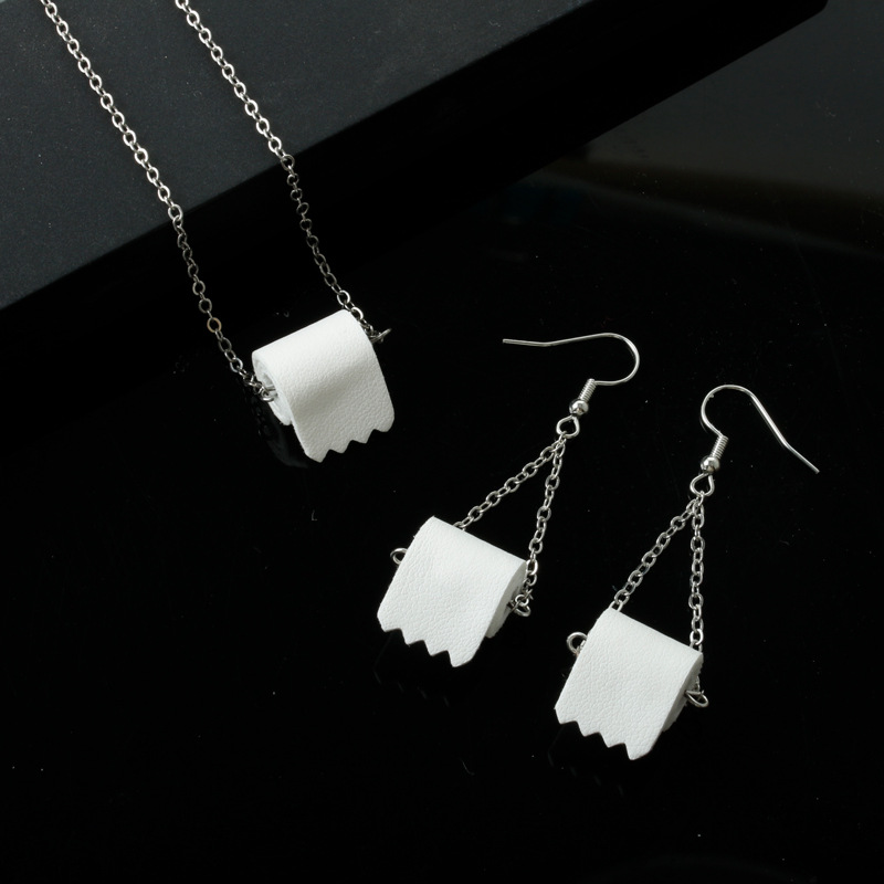 New Fashion Toilet Roll Paper Necklace Toilet Paper Earring Set Wholesale display picture 2