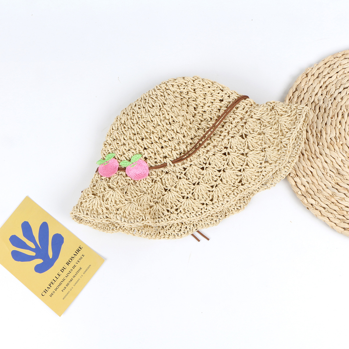 Korean New Fashion Handmade Straw Hat Parent-child Big Along Hat Foldable Sunscreen Sun Hat Wholesale display picture 9