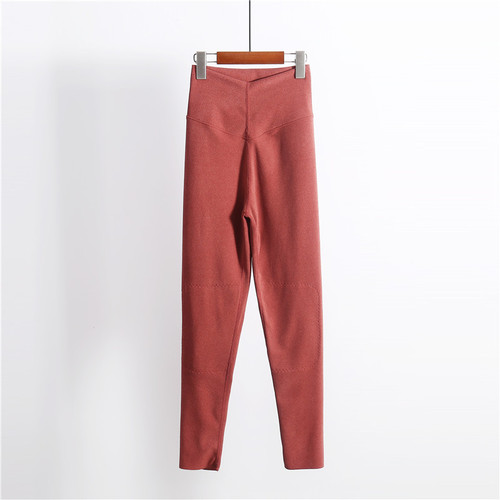 Winter and Autumn Women's Thermal Insulating Leggings with High Waist and Knee Warmers as Base Layer Innerwear