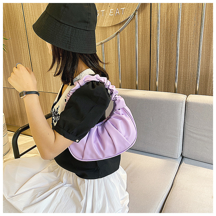 Women's Small All Seasons Pu Leather Solid Color Fashion Dumpling Shape Magnetic Buckle Underarm Bag display picture 60