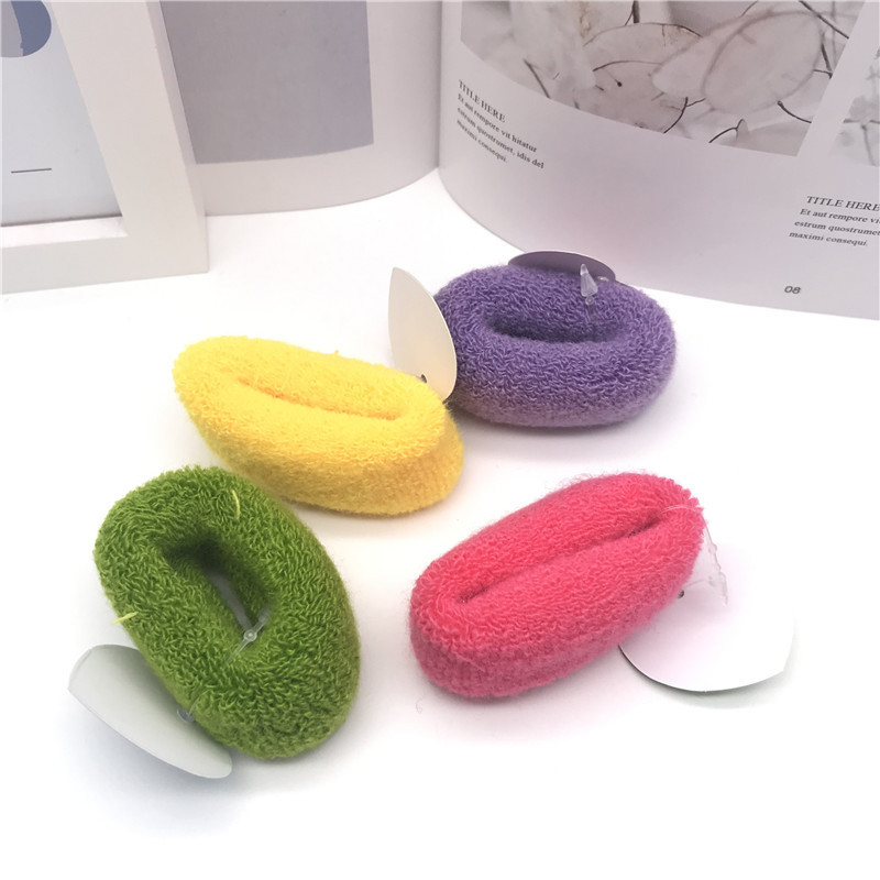 12 colores uno más uno anillo de toalla de punto Tamaño pequeño banda de pelo cuerda de pelo banda de goma 1 yuanes 2 yuanes tienda de accesorios para el cabello accesorios para la cabeza de suministro
