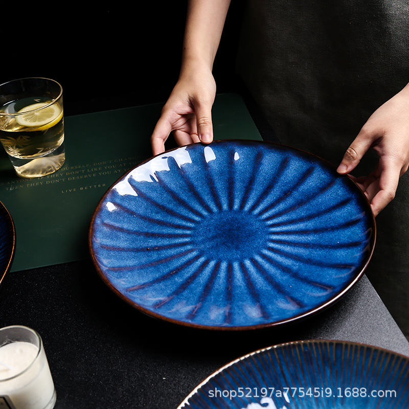 El horno de estilo japonés se convierte en cerámica creativa, plato occidental, plato de carne, plato de verduras, plato de forma especial, fabricante de vajilla para el hogar del hotel al por mayor