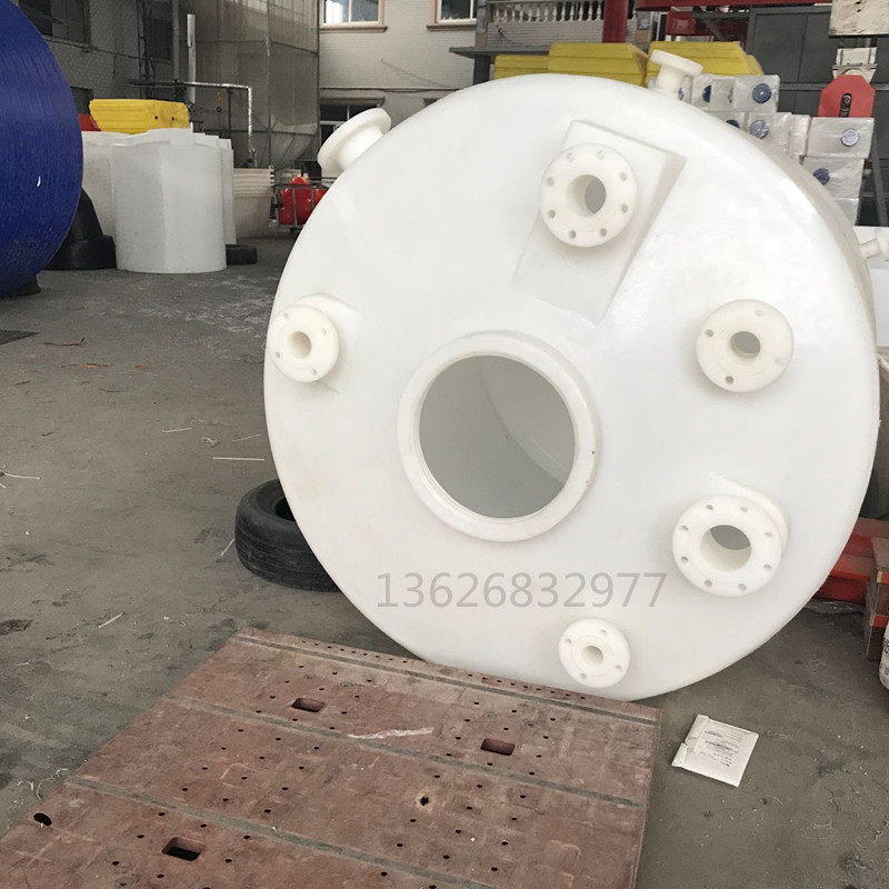 厂家加工塑料储罐 PE储罐2000升容量 水处理储罐