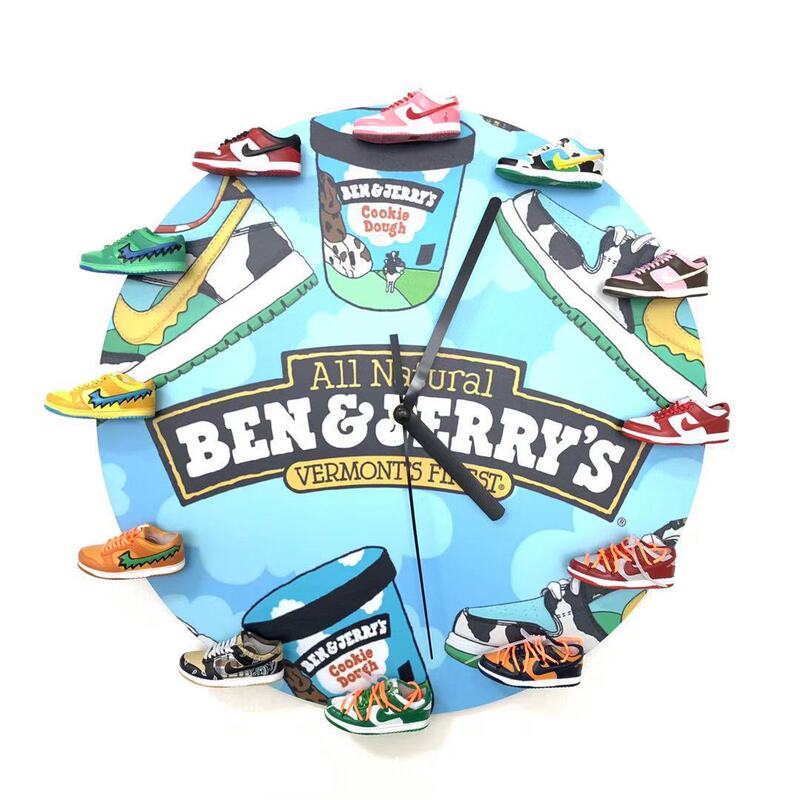 Amazon dunk high-end gift box aj1-12 wooden clock basketball 3d three-dimensional shoe model wall clock black and white multi-color optional