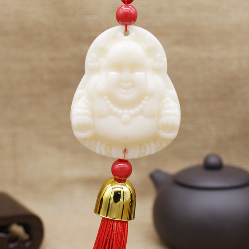 Car pendant jewelry Guanyin rearview mirror car supplies pendant interior plastic wholesale
