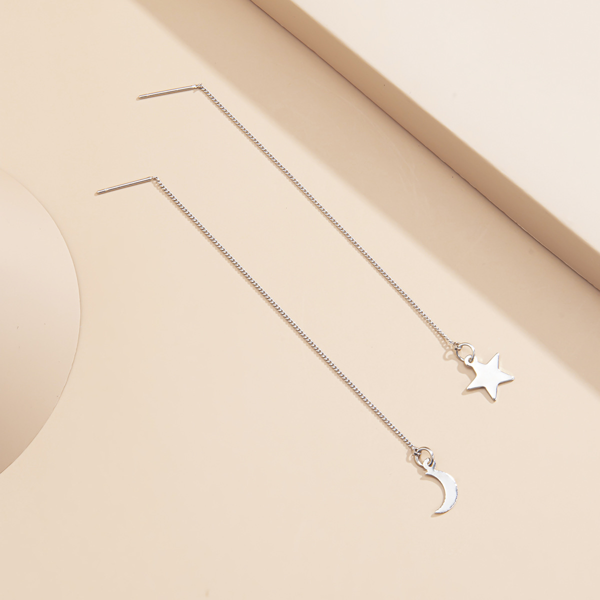 Simple Star Moon Asymmetric Earrings display picture 2