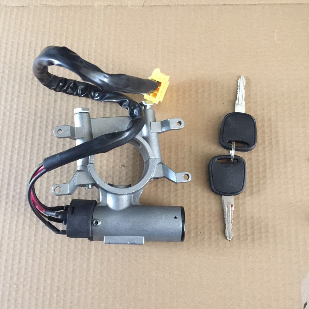 WH9130583119豪沃点火开关1