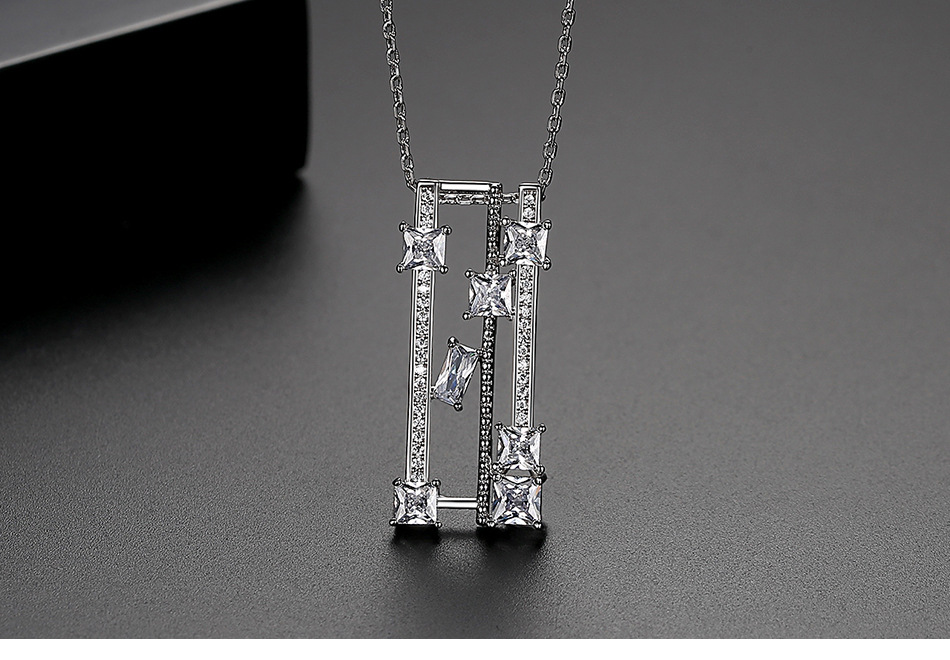 Fashion Korean Creative New Copper Inlaid Zirconium Pendant  Necklace Wholesale Nihaojewelry display picture 1