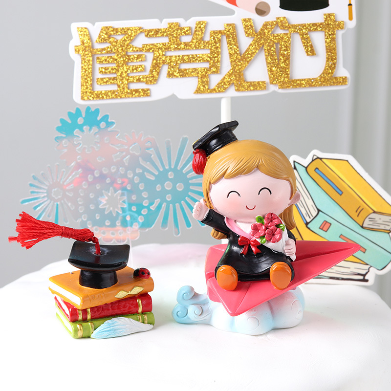 新款创意学士帽书本树脂创意摆件毕业场景学业高升蛋糕装饰摆件