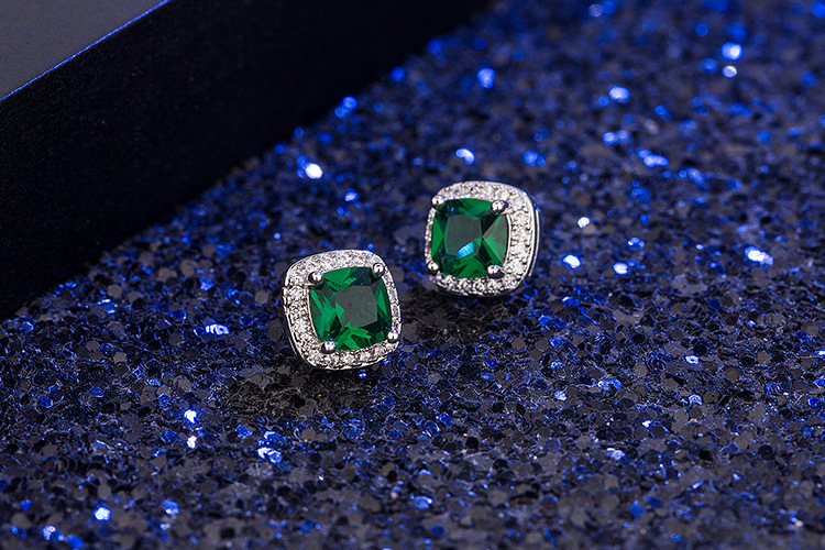 Fashion Square Diamond-set Zircon Emerald Copper Earrings display picture 3