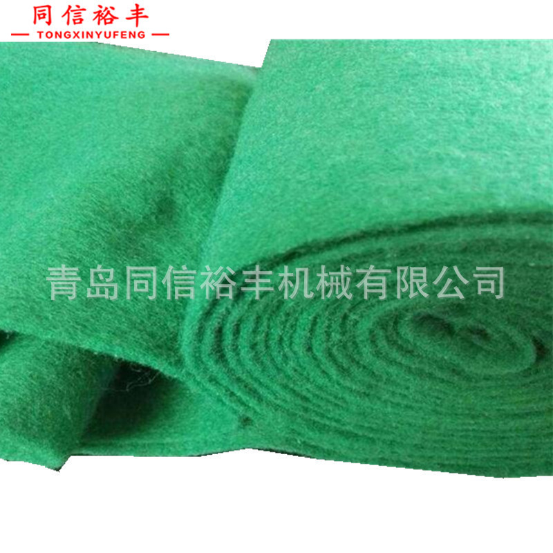 供应绿色防尘土工布生产机械 针刺机 分切成卷机 梳理机