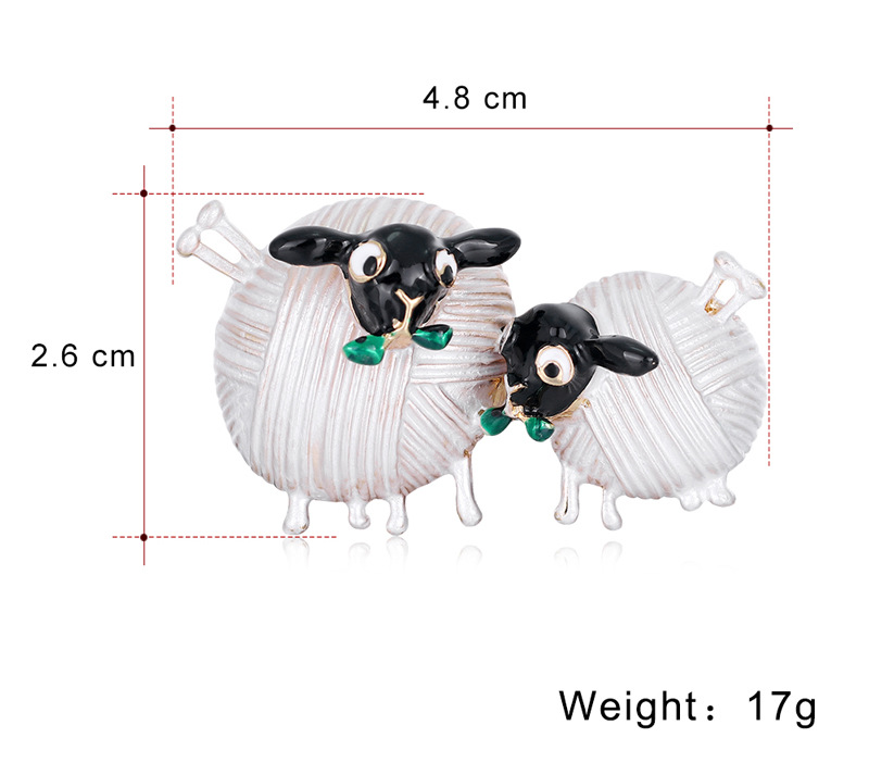 Retro Small Sheep Brooch display picture 1