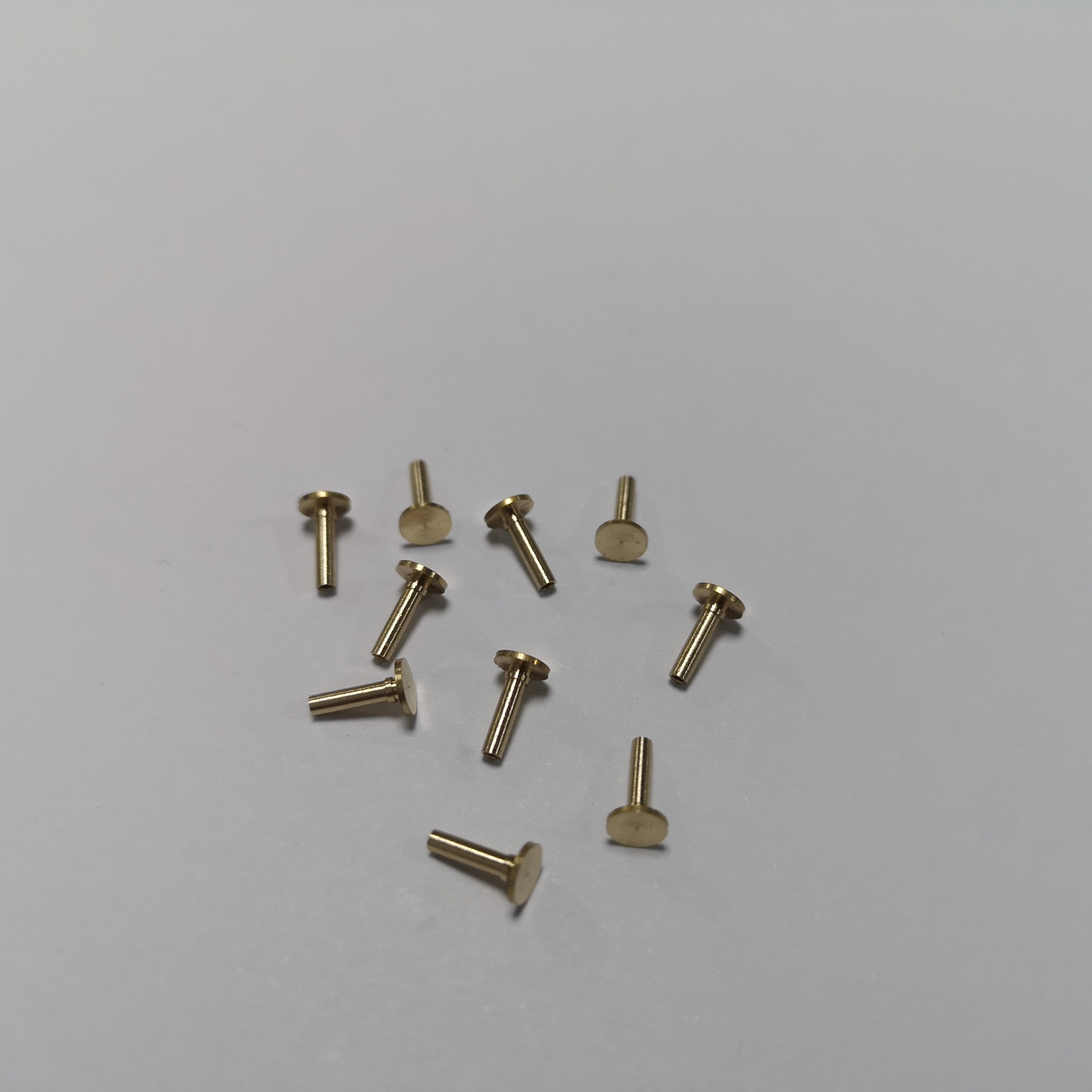 异形黄铜螺丝 纯铜介子台阶螺丝 非标电机台阶精密五金件定制