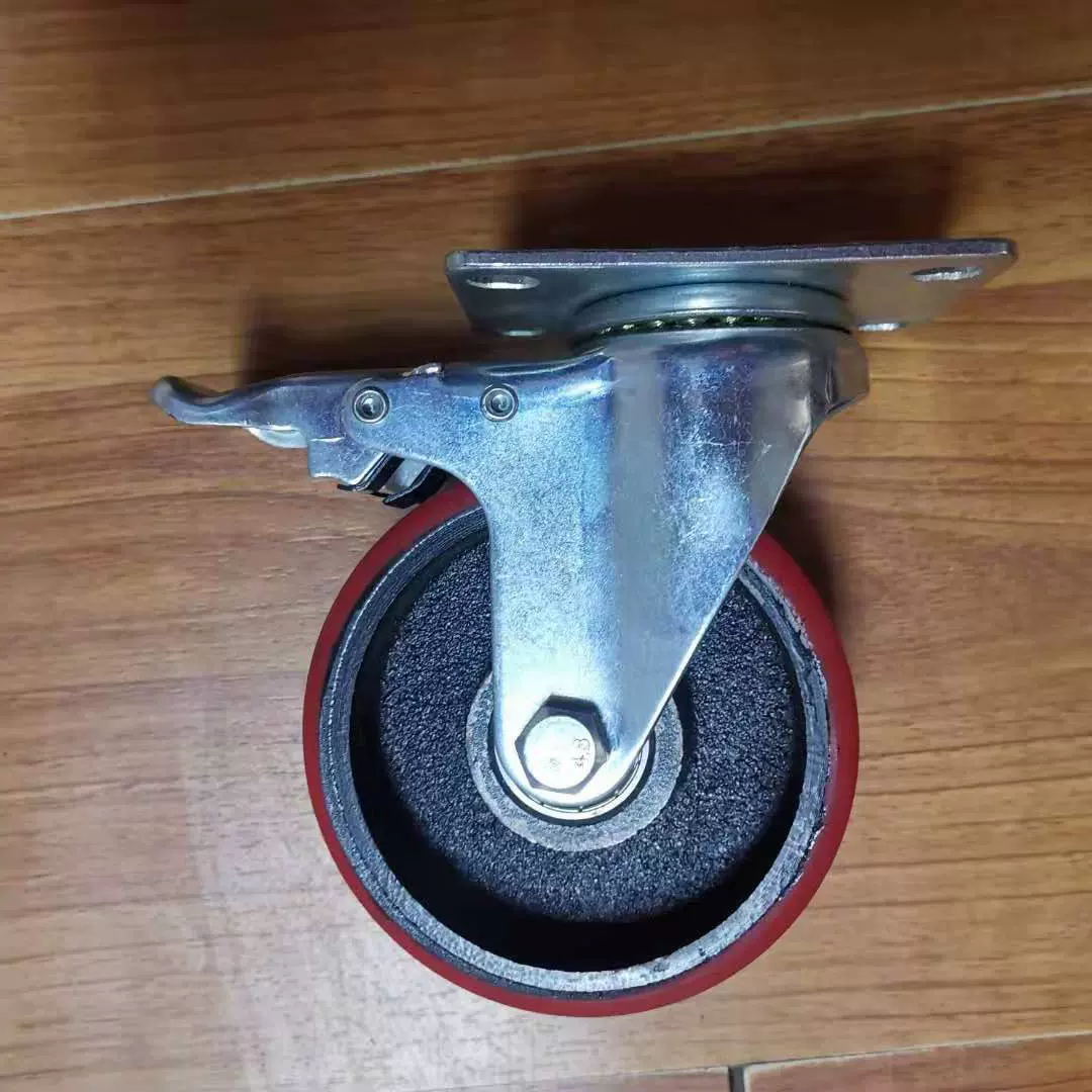 厂家供应3寸4寸5寸中型轮平板丝杆万向聚氨酯铁芯轮承重机械脚轮