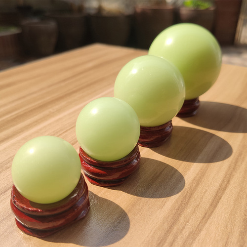 Crystal Ball Base Wooden Stand with Glow-in-the-Dark Ball, 3cm Plastic Round Stand, Supplier Wholesale